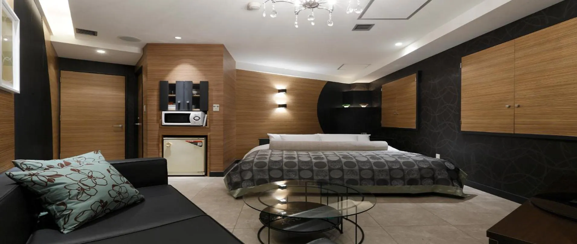 Hotel Varkin (Adults Only) Tokyo 3*,